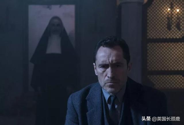 科幻巨制灵异事件:除了电锯惊魂和IT，万圣节还能看什么？25部恐怖电影大推荐