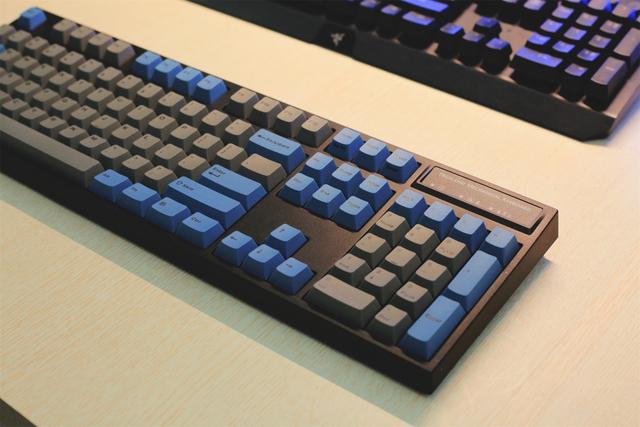 大L无线来了，钢板走了 Leopold NP900R BT蓝牙双模机械键盘