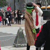 搞笑的动图GIF：小屁屁依然销魂！