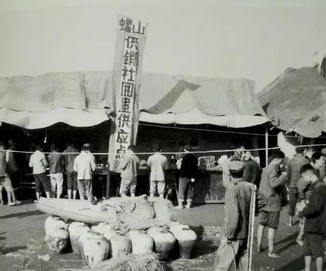 工程兵政治部副主任展征