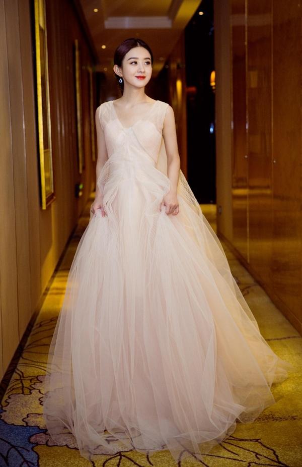 赵丽颖和欧阳娜娜跳舞赵丽颖和欧阳娜娜跳舞视频