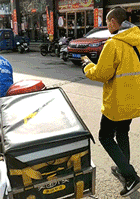 爆笑的GIF动图:确认过眼神,遇见对的人