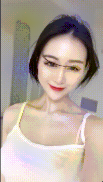 又黄又色动态图美女，这小舌头皮的很