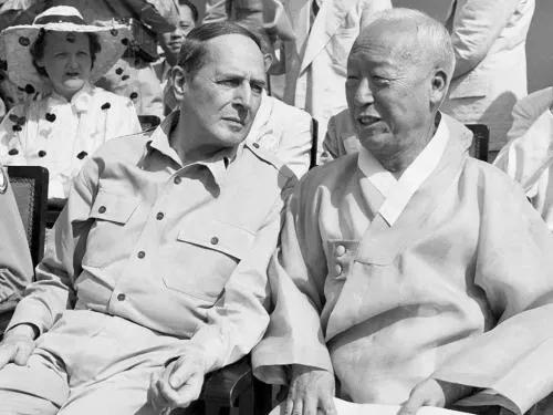 南北朝鲜战争:朝鲜战争爆发时，朝鲜究竟有多少兵力，为何能打得韩国落花流水？