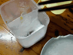 搞笑的GIF图片：绝对想不到做菜镜头是这样拍的