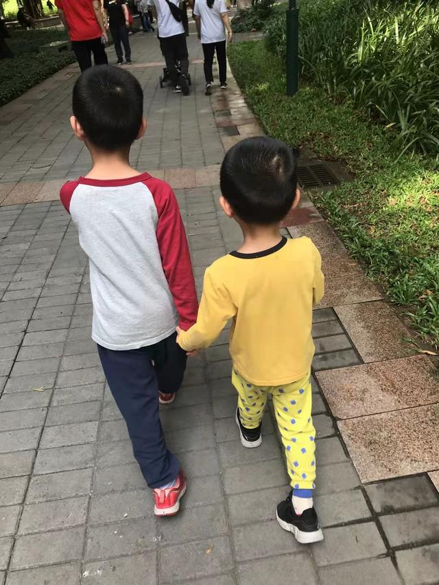 后续的煎熬：只是一场小感冒，我一步步把小娃送进ICU