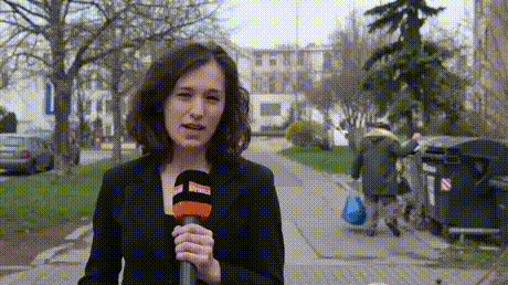 爆笑的动态GIF图片：妹子，你男友漏气了