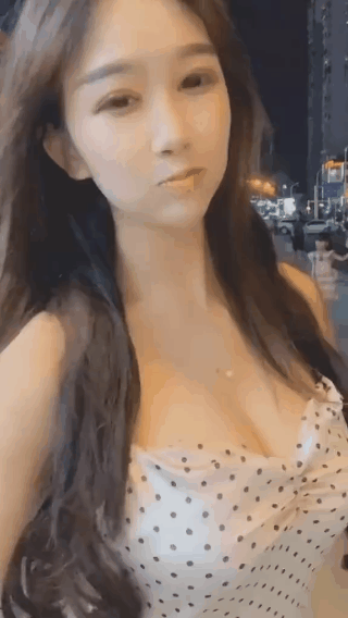 性感到爆的美女GIF：别傻了！这才是男人心目中的微胖的女人！