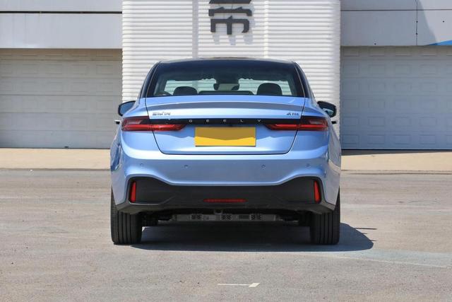 补贴后低至11.87万，续航增至600km，轴距2米7，几何A  Pro值不值？