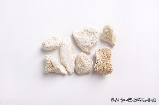 肺癌患者，长期失眠？中医经验方，11味中药组成