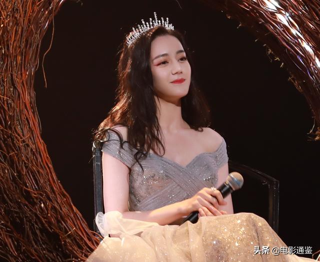双十一晚会迪丽热巴（双十一晚会迪丽热巴节目）