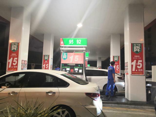 独家｜深圳84家加油站夜间加油优惠 7月深圳臭氧评价浓度比去年同期下降