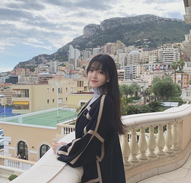 3年巨亏62亿后，华谊王氏两兄弟的富二代子女们都如何了？