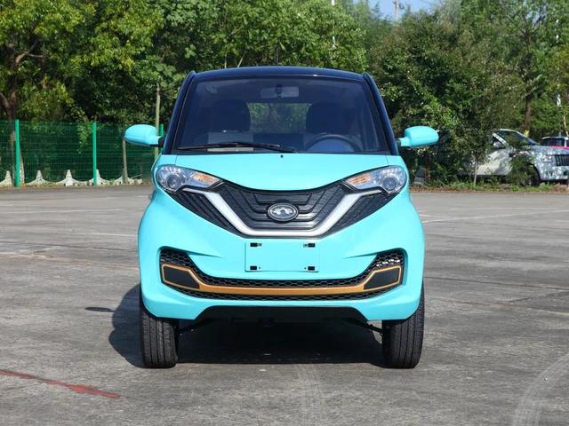 2022款华梓1号正式亮相，续航101公里，2.98万值不值得买？