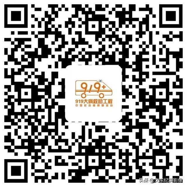 这样的孩子一般活不过2岁，但她却用稚嫩的肩膀顽强抗争着
