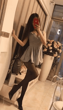 美女的邪恶动态图：没有抵抗力