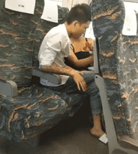 爆笑动图：这是我见过最贵的足疗了