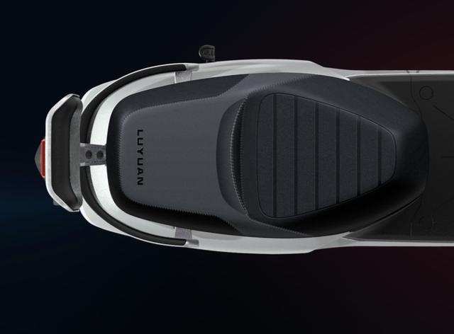 绿源推出2款豪华电动车，配9.2寸悬浮仪表，120公里持久续航