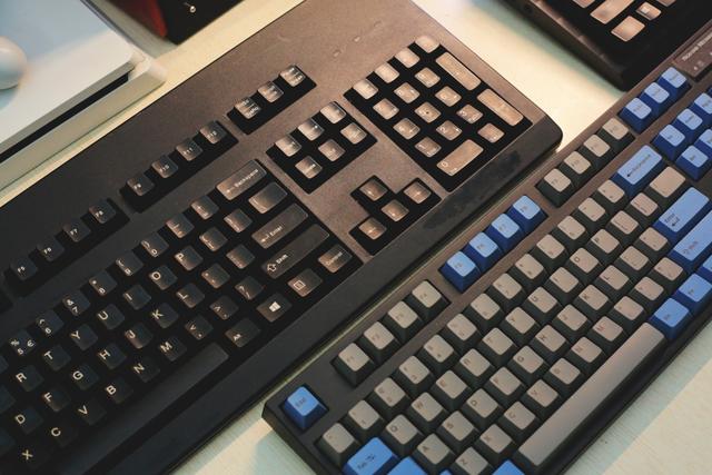 大L无线来了，钢板走了 Leopold NP900R BT蓝牙双模机械键盘