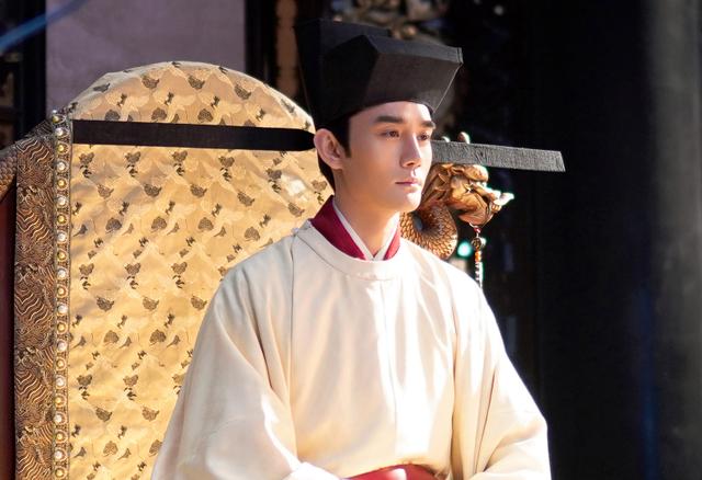 �γ���װ���Ӿ��ȫ����(���³Ǳա���û������һ�δ�����Ƚ�Ϯ��Ů����ʵ��ʵ�ݼ���)