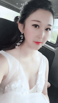 另类的美女动态图：中间一条线，两边是饭店