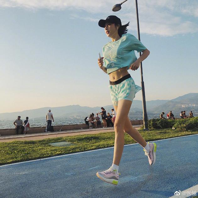 赵丽颖腰围大约是多少赵丽颖的腰围是多少真实