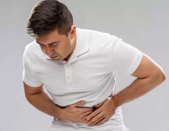 大便不成形，频繁放屁是怎么回事？最好考虑这几个因素，别忽视