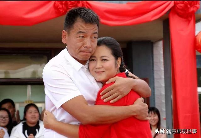 《侯卫东官场笔记》中遇人不淑的池铭