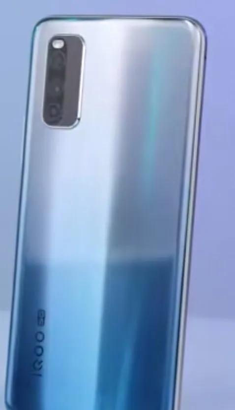 两款都是性价比机型对比