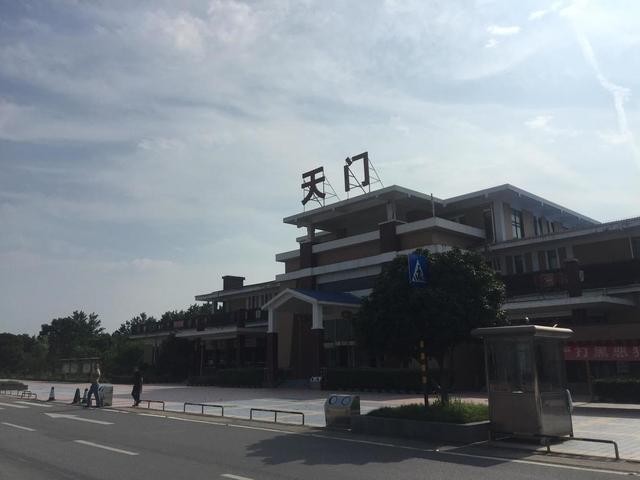 天门可逆锤式破碎机