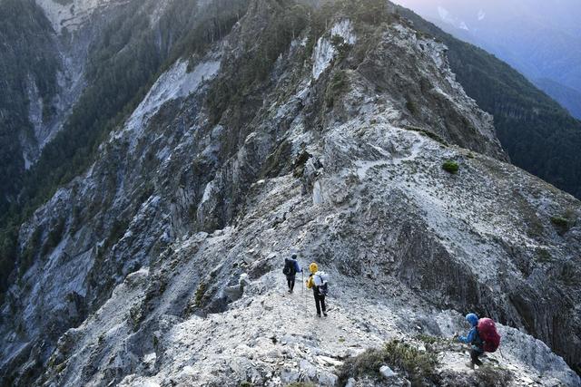 登山靴