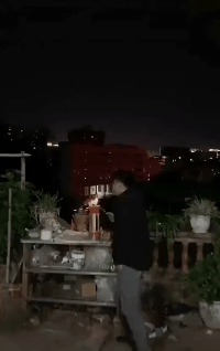 搞笑的GIF动图：终于，妹子还是对洗衣机下了手！
