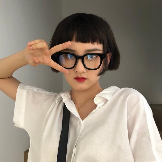 鸭蛋脸适合什么短发(鸭蛋脸适合什么短发女)_1 - 天星聚