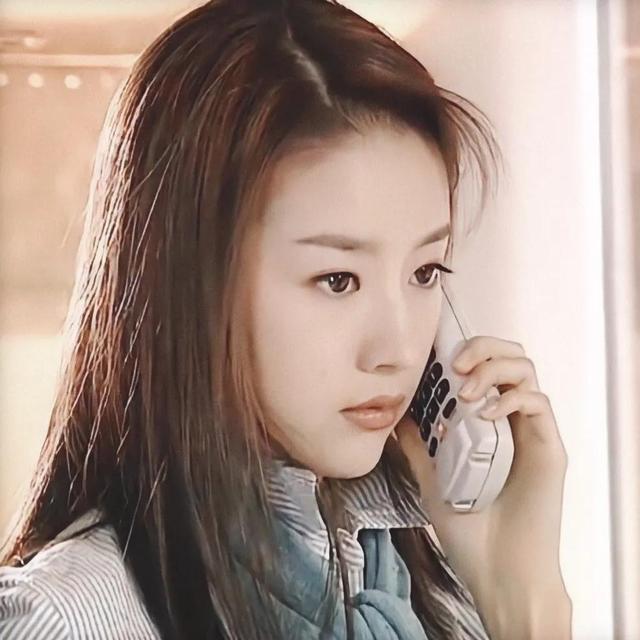 关晓彤头像图片大全集合(关晓彤惊艳写真照高清头像)-天晟网