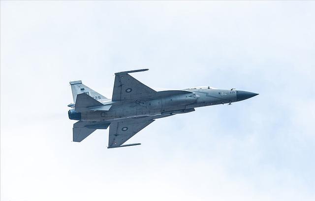 A股：军工赛道迎来黄金时期，五大值得关注的军工龙头股（名单）