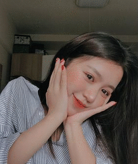 性感的美女动图图片：越南网红-M?n Tiên4
