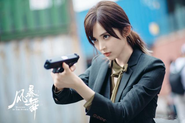 娜扎风暴舞什么时候播(风暴舞娜扎发型)