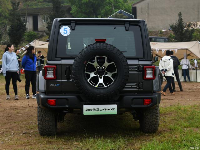 jeep越野車多少錢(jeep紅色越野車多少錢)-揚升資訊網