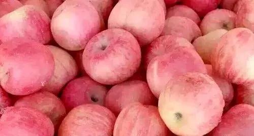 秋天4大水果，护血管、抗衰老、防便秘，家里一定要常买