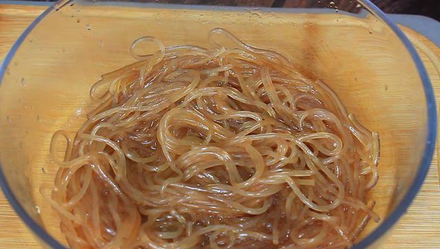 阳春三月，建议多吃这道“天然养肝菜”，别心疼钱，鲜美又营养