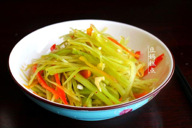 凉拌莴笋