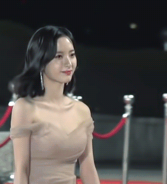 邪恶美女的动图GIF：妹子技术好好呃