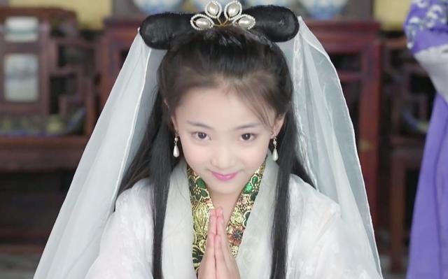 周漾玥(周漾玥的14岁照片)-天晟网