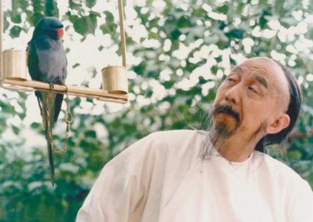 黄宗洛:与黄宗江黄宗英并称“黄氏三杰”，多演小人物，被称“龙套大师”
