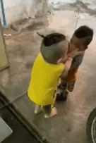 幽默动态图：应该是皮紧了，松一下就好了