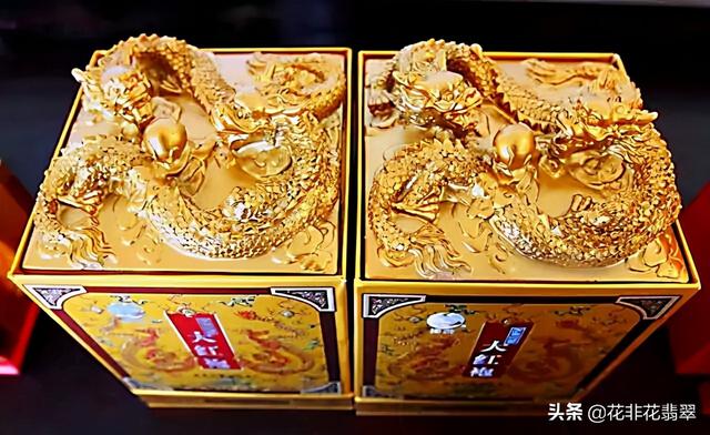 正宗大红袍茶叶价格多少钱一斤（茶王大红袍一斤价值500万元）