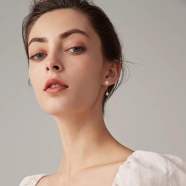 饰品与饰物怎么搭配（不同风格、脸型如何选饰品）