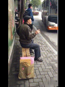 爆笑GIF有趣图片：拍张结婚照那叫一个真不容易