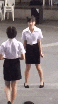 幽默的动态图片GIF：这舞是不是要火，太沙雕了