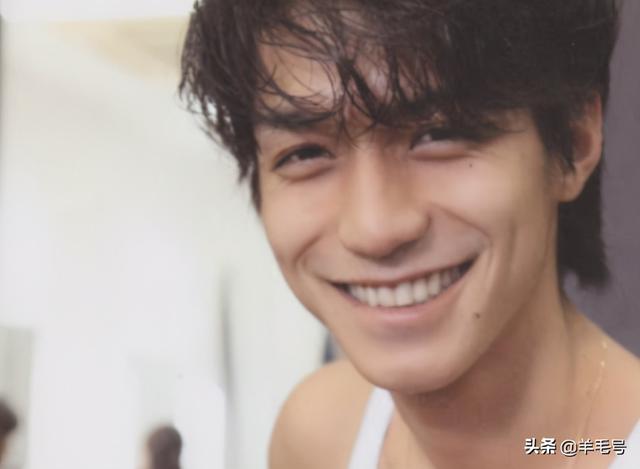 泷泽秀明山下智久:山下智久退出杰尼斯首发声！盘一盘那些年曾被垄断的日本男团们